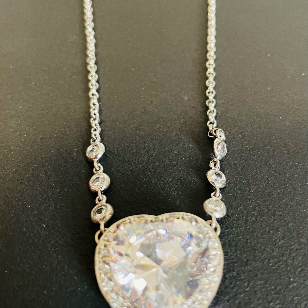 Modern Silver large heart Necklace - Picture 2 of 4